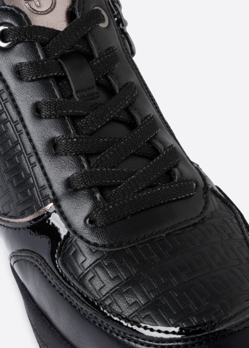 Кроссовки Tamaris