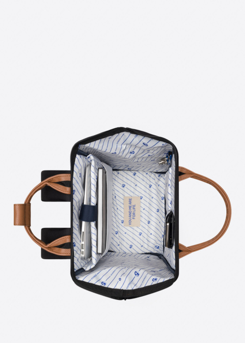 Cabaia mugursoma Cologne