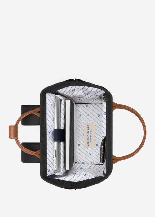 Cabaia mugursoma Cologne