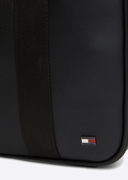 Tommy Hilfiger klēpjdatoru soma Foundation