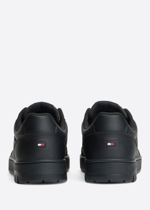Tommy Hilfiger kedas Basket Core