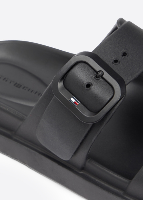 Tommy Hilfiger baseina iešļūcenes