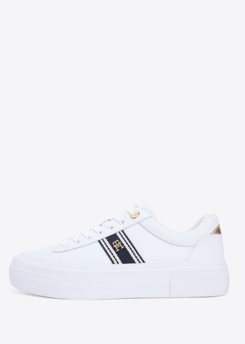 Tommy Hilfiger kedas