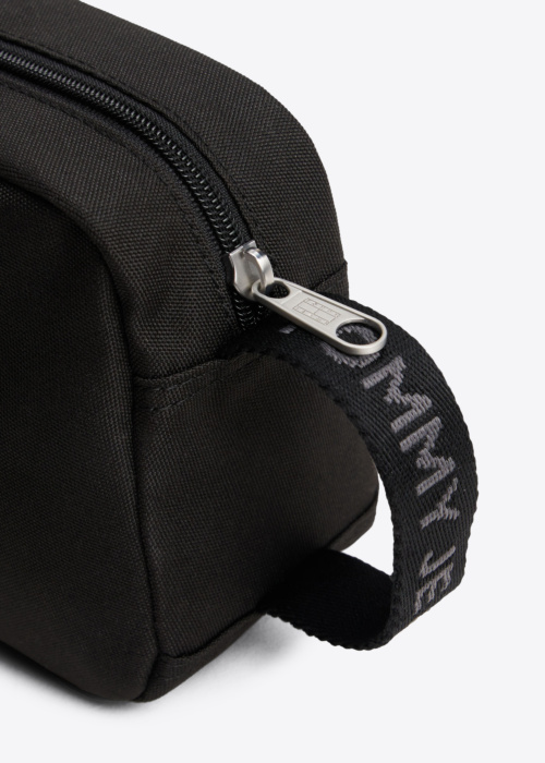 Tommy Jeans kosmētikas soma Ess Daily