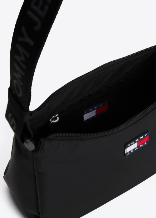 Tommy Jeans Väike rokassoma Ess Daily