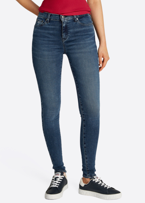 Джинсы Tommy Jeans