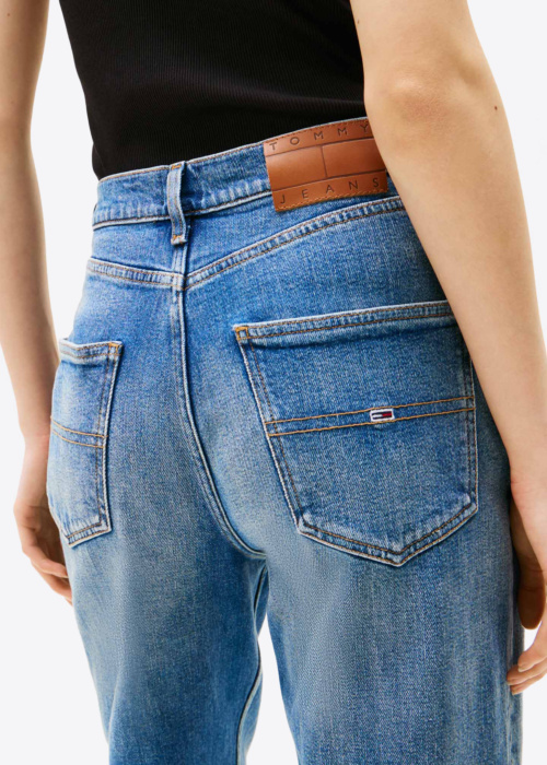 Джинсы Tommy Jeans
