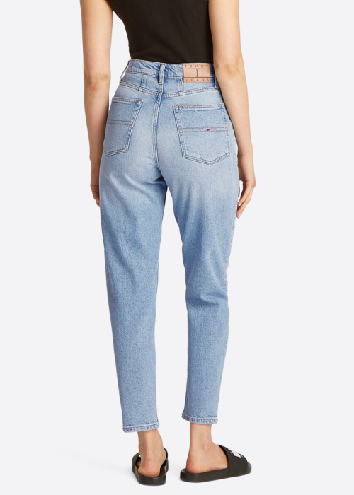 Джинсы Tommy Jeans