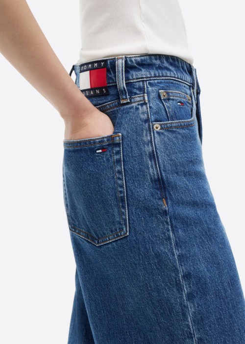 Джинсы Tommy Jeans