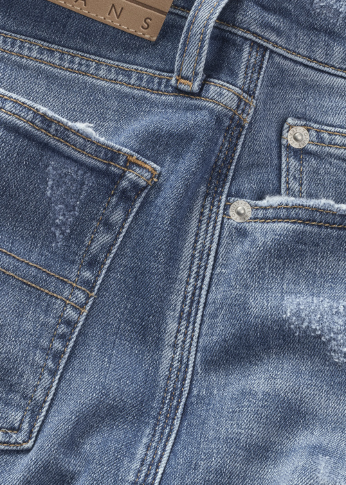 Джинсы Tommy Jeans