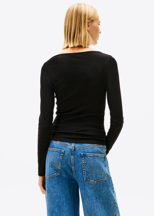 Футболка Tommy Jeans