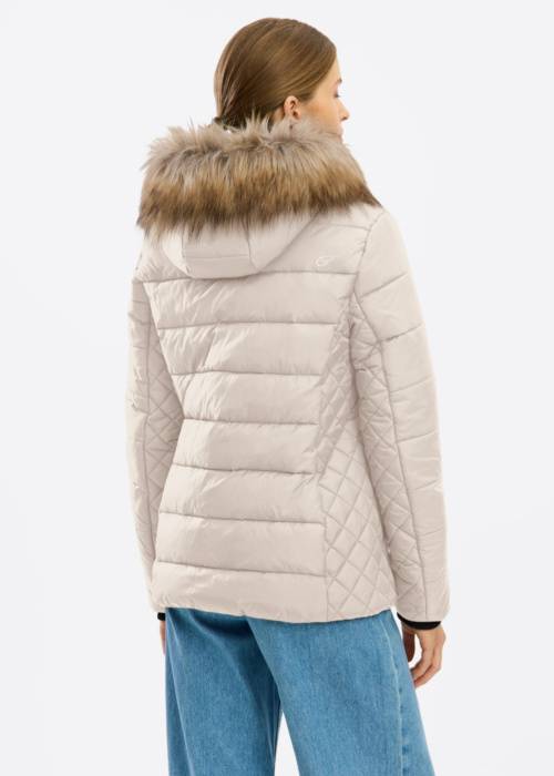 Five Seasons Ziemas virsjaka Vega