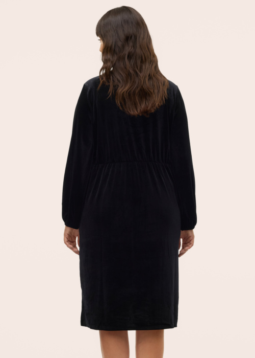 Платье Effie Vero Moda Curve