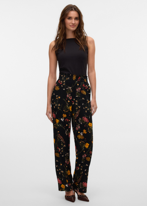 Брюки Easy Vero Moda