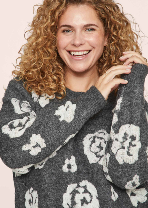 Свитер Siya Vila Evoked