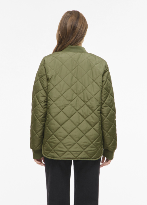 Vila Tepitud pavasara-rudens virsjaka Tate