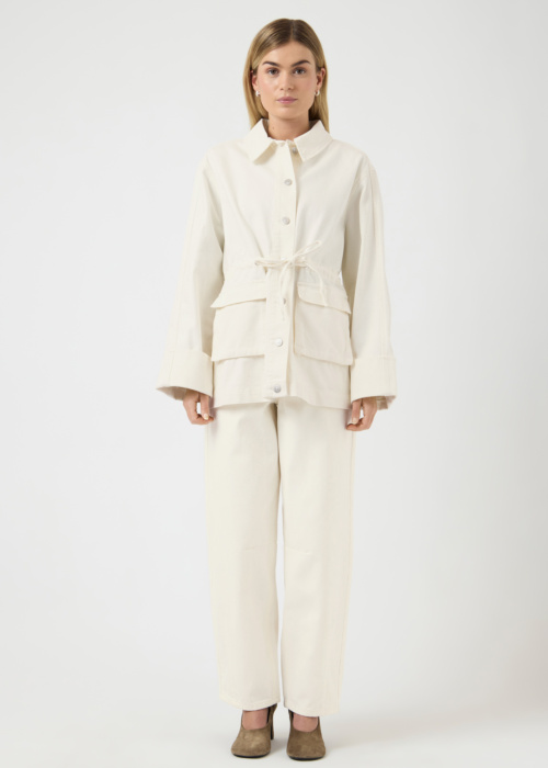 куртка Добавить YAS