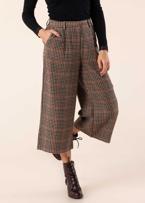 Object bikses Hollis