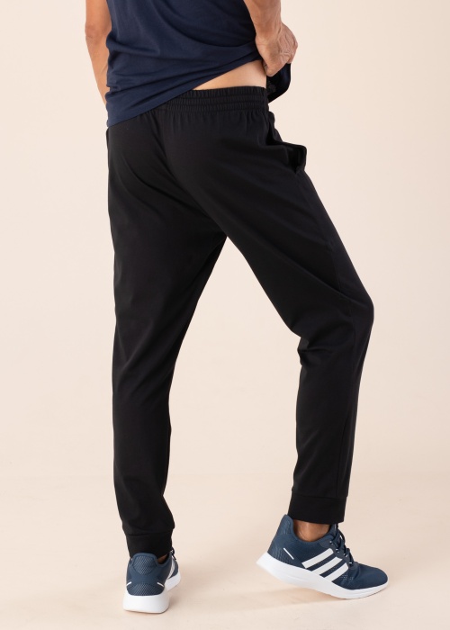 Спортивный костюм adidas