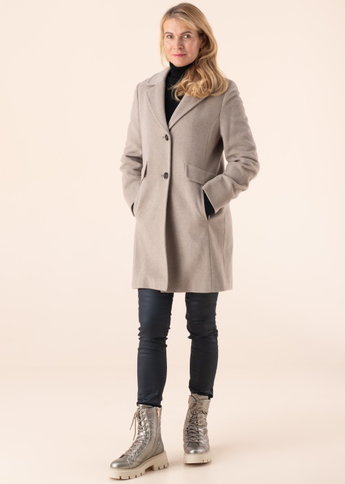 Весенне-осеннее пальто Gil Bret