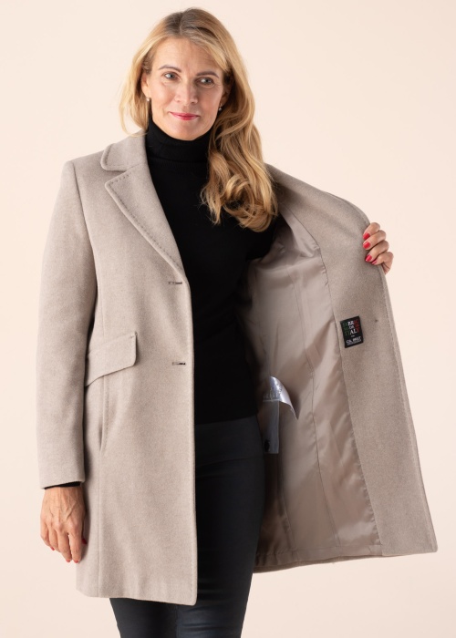 Весенне-осеннее пальто Gil Bret