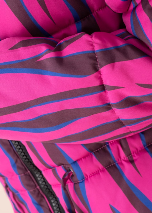 YAS Ziemas virsjaka Zeela