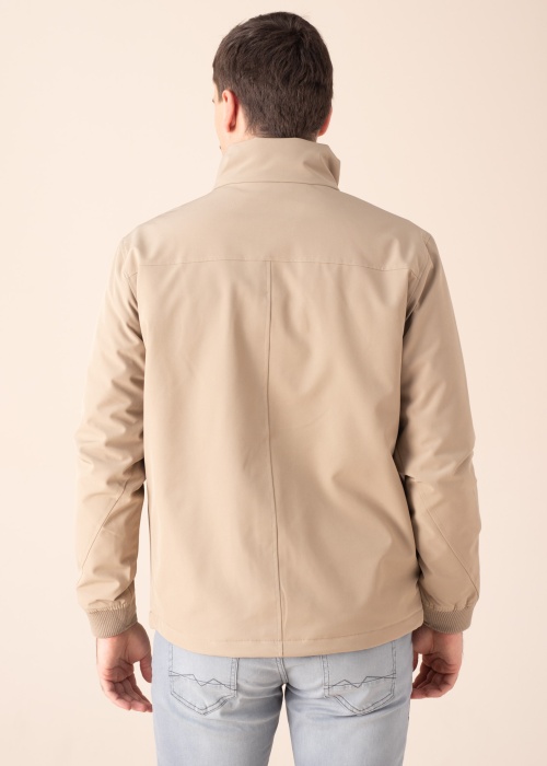 Selected pavasara-rudens virsjaka Atlanta