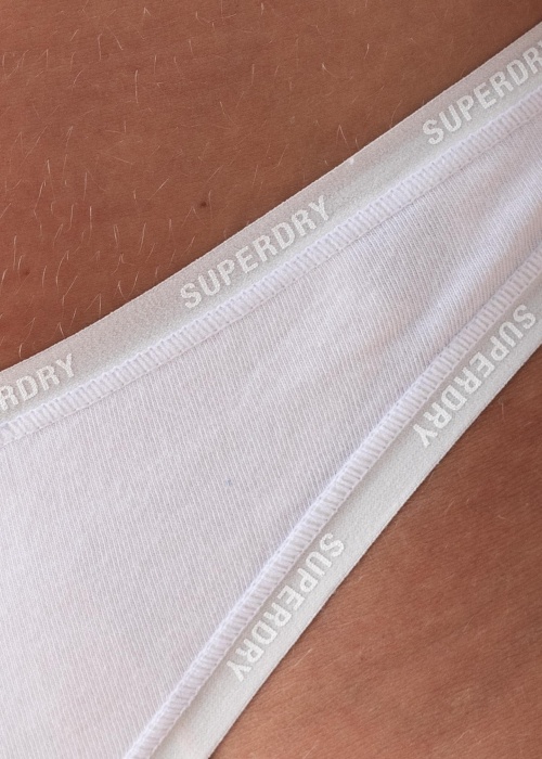 Стринги SuperDry