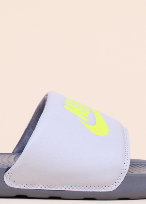 Шлёпанцы для бассейна Victori One Slide Nike