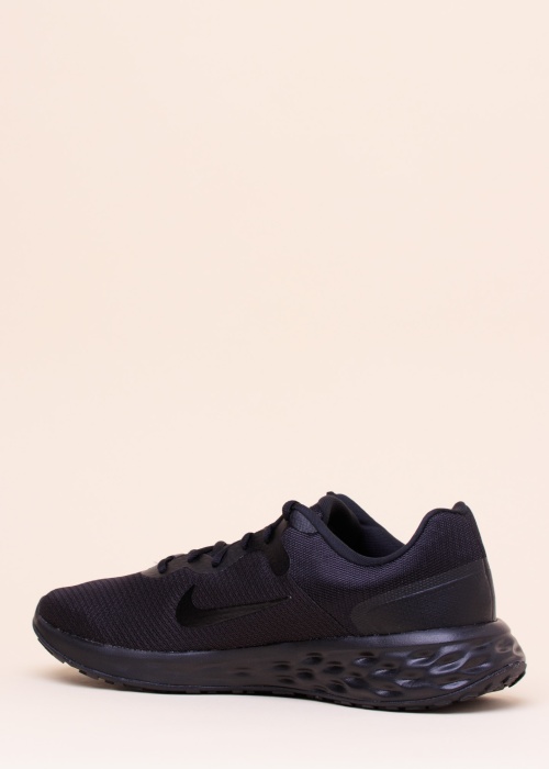 Беговые кроссовки Revolution 6 Nike