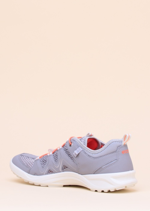 Ecco pastaigu apavi no sieta tekstila Terracruise