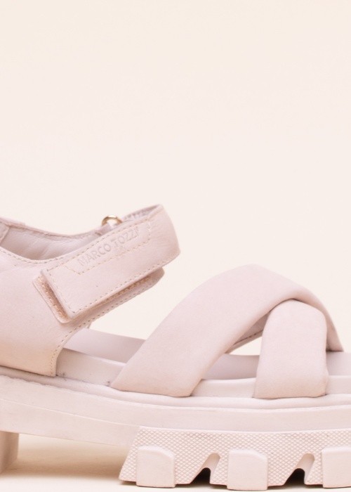 Кожаные туфли Marco Tozzi