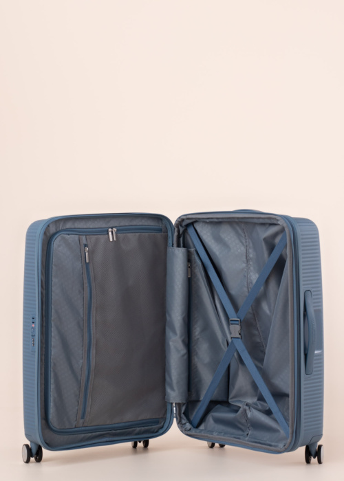Чемодан Soundbox  M American Tourister