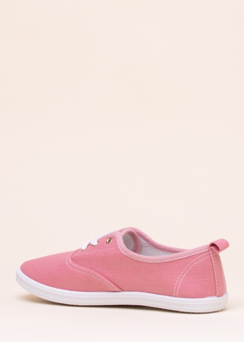 Best Buy kedas Millie & Co.