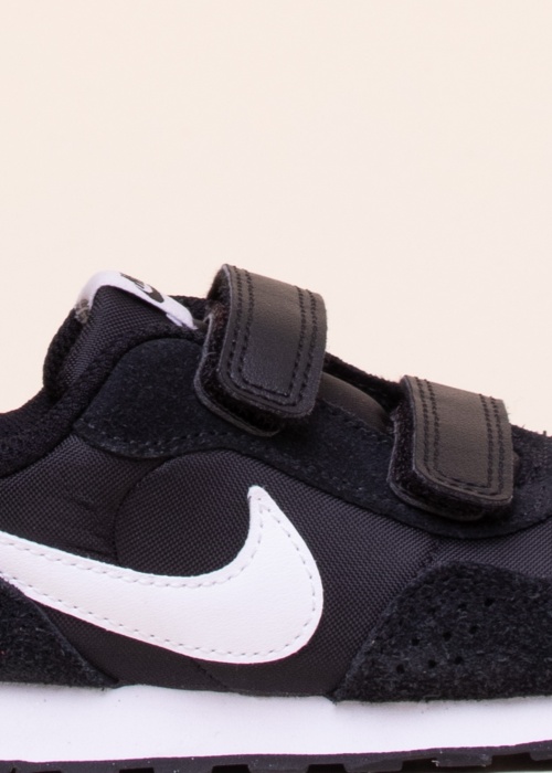 Nike brīvā laika apavi md Valiant