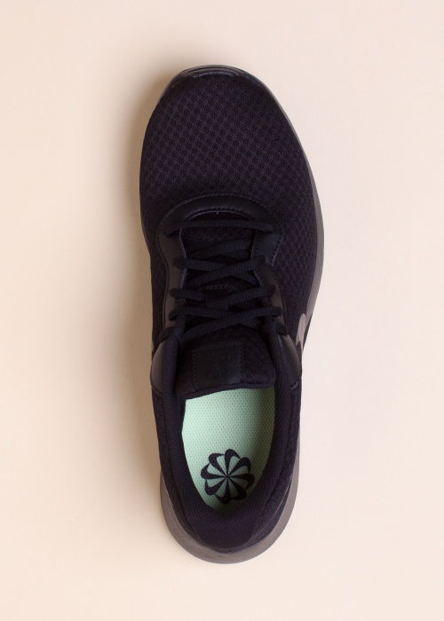 Кроссовки Tanjun Nike