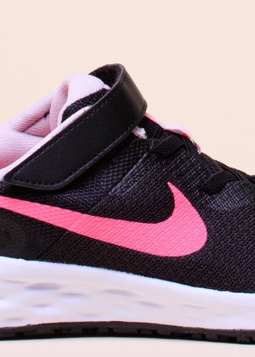 Nike apavi skriešanai Revolution 6