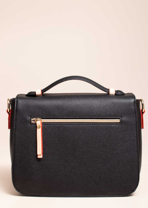 Bugatti väike rokassoma Ella