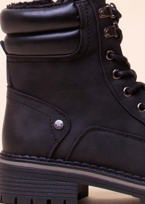 Lundeberg puszābaki Kajsa