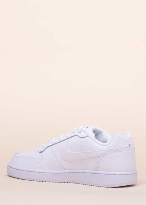 Nike kedas Ebernon Low