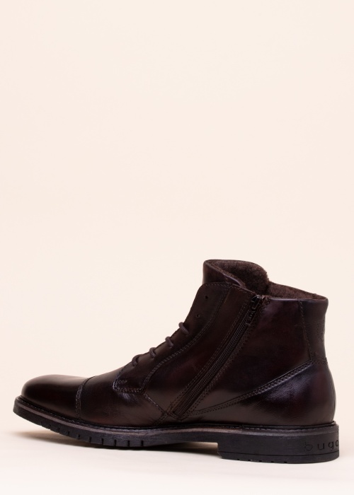 Bugatti puszābaki Caj