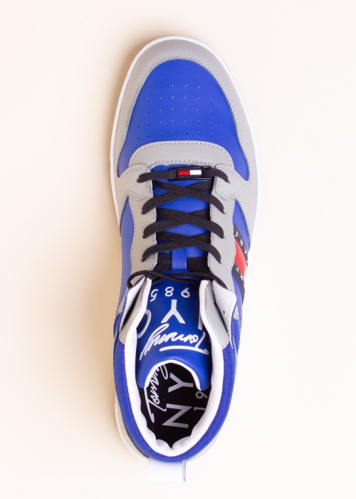 Tommy Jeans kedas Pop