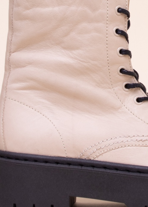 Bianco ādas puszābaki Biadeb