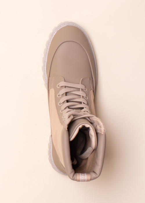 Tommy Hilfiger puszābaki