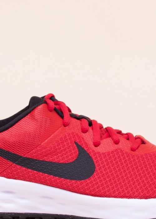 Беговые кроссовки Revolution 6 Nike