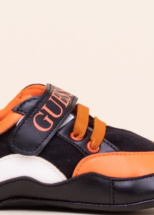 Guess brīvā laika apavi