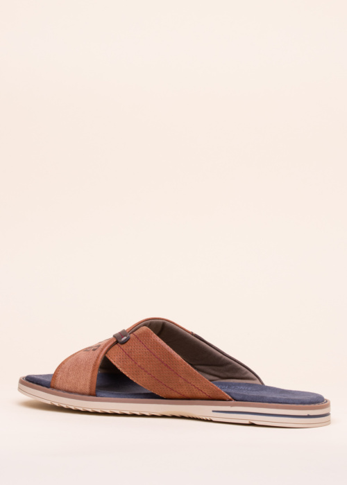 Сандалии Mustang