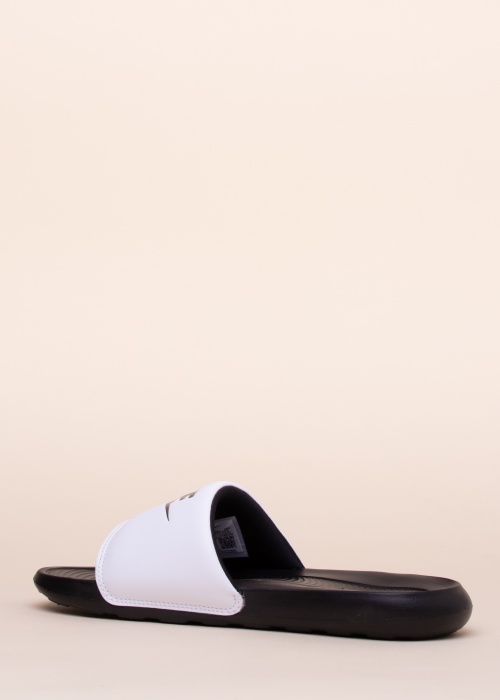 Nike baseina iešļūcenes Victori One