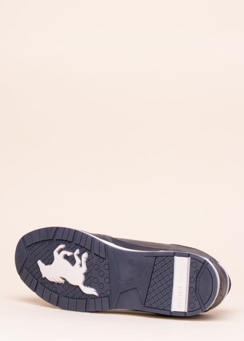 Кроссовки Mustang