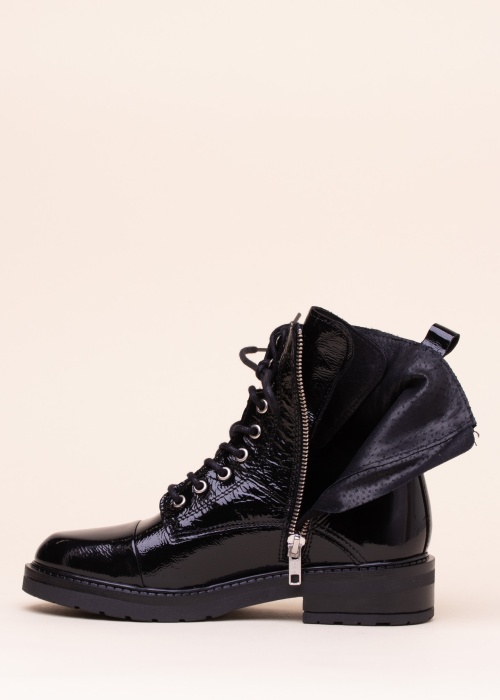 Pavement puszābaki Charley